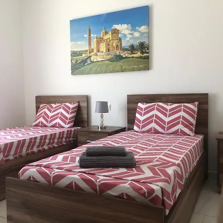 Lejlighed Penthouse In With Panoramic Views: 3 Bedrooms, 2 Baths *