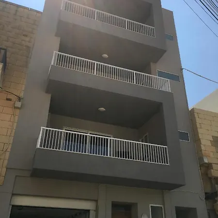 Apartment Penthouse In With Panoramic Views: 3 Bedrooms, 2 Baths